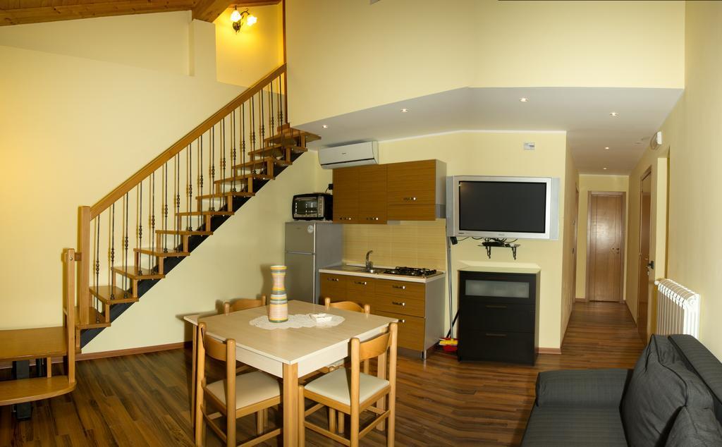 Residence Villa Il Glicine Таормина Номер фото